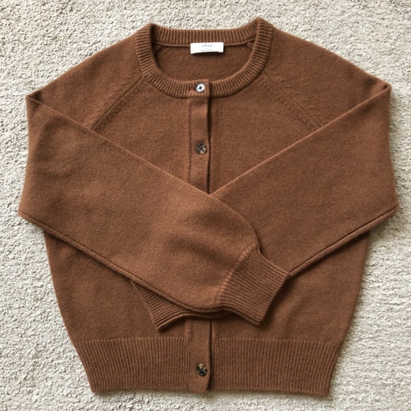 Aritzia London Wool Cashmere Cardigan.NWOT. - Picture 2 of 6